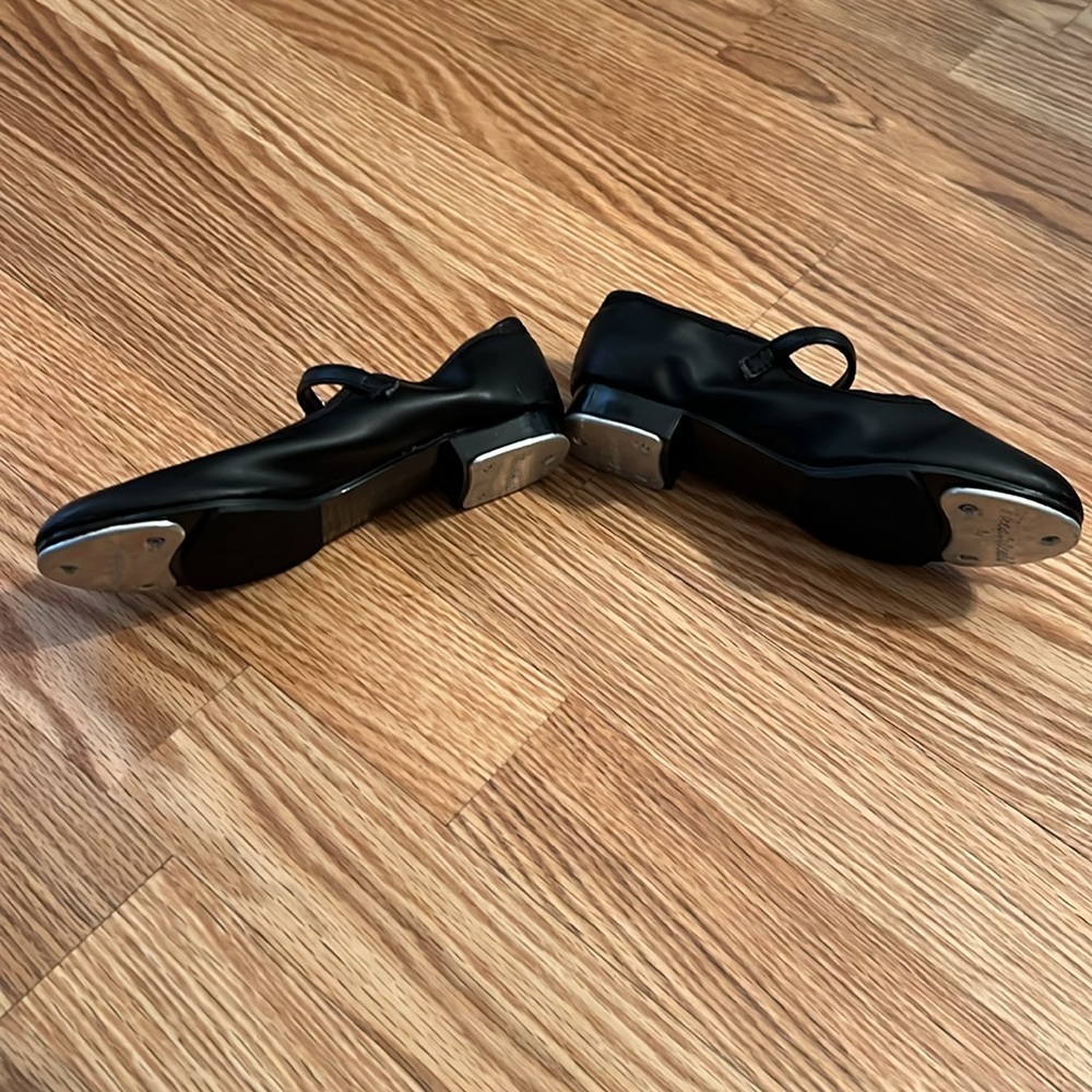 Tap shoes - Picture 2 of 4